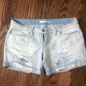Kancan size M distressed shorts